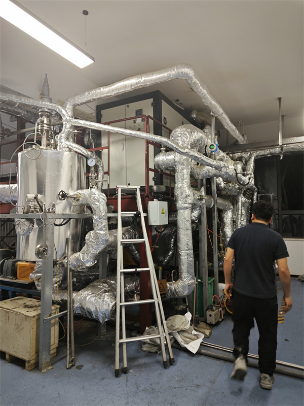 新芝阿弗斯高低溫控溫系統(tǒng)設(shè)備實(shí)拍圖4